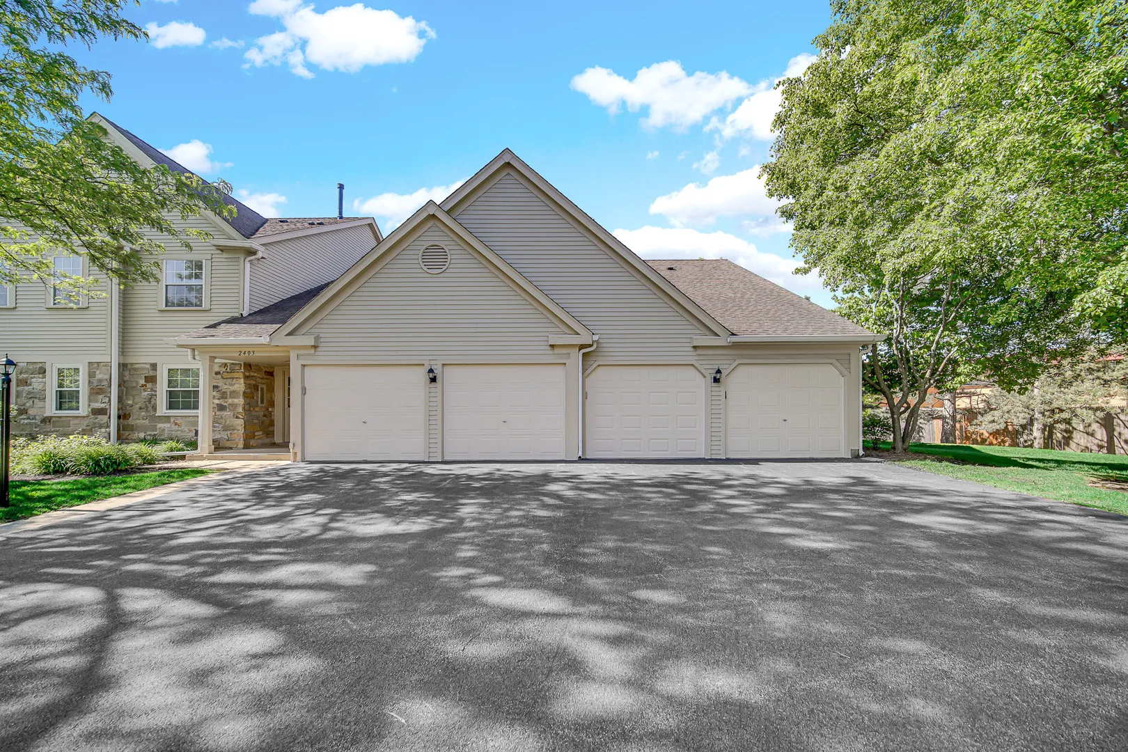 2403 Mallow Ct, , 60194, USA 60194-Schaumburg-IL
