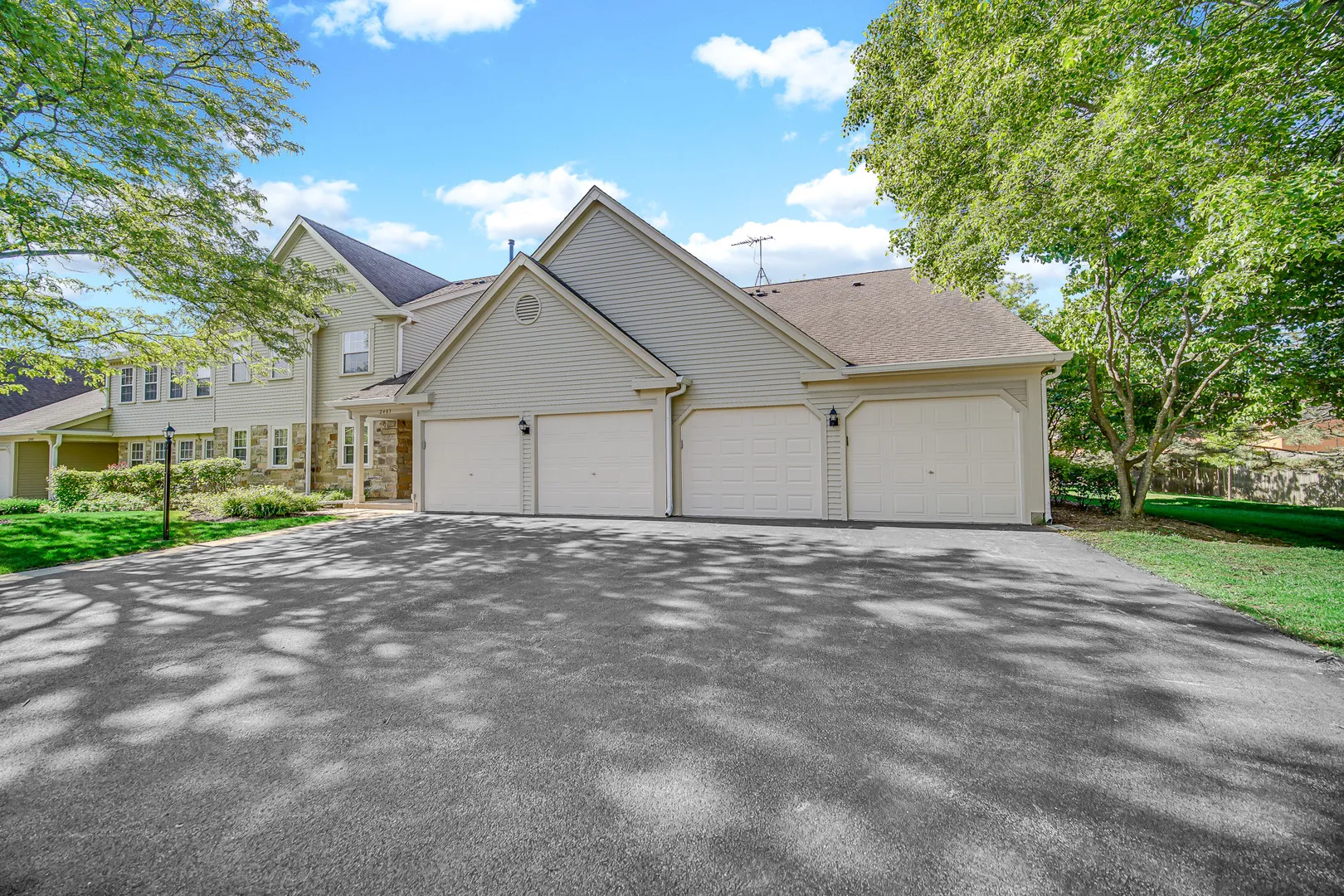 2403 Mallow Ct, , 60194, USA 60194-Schaumburg-IL