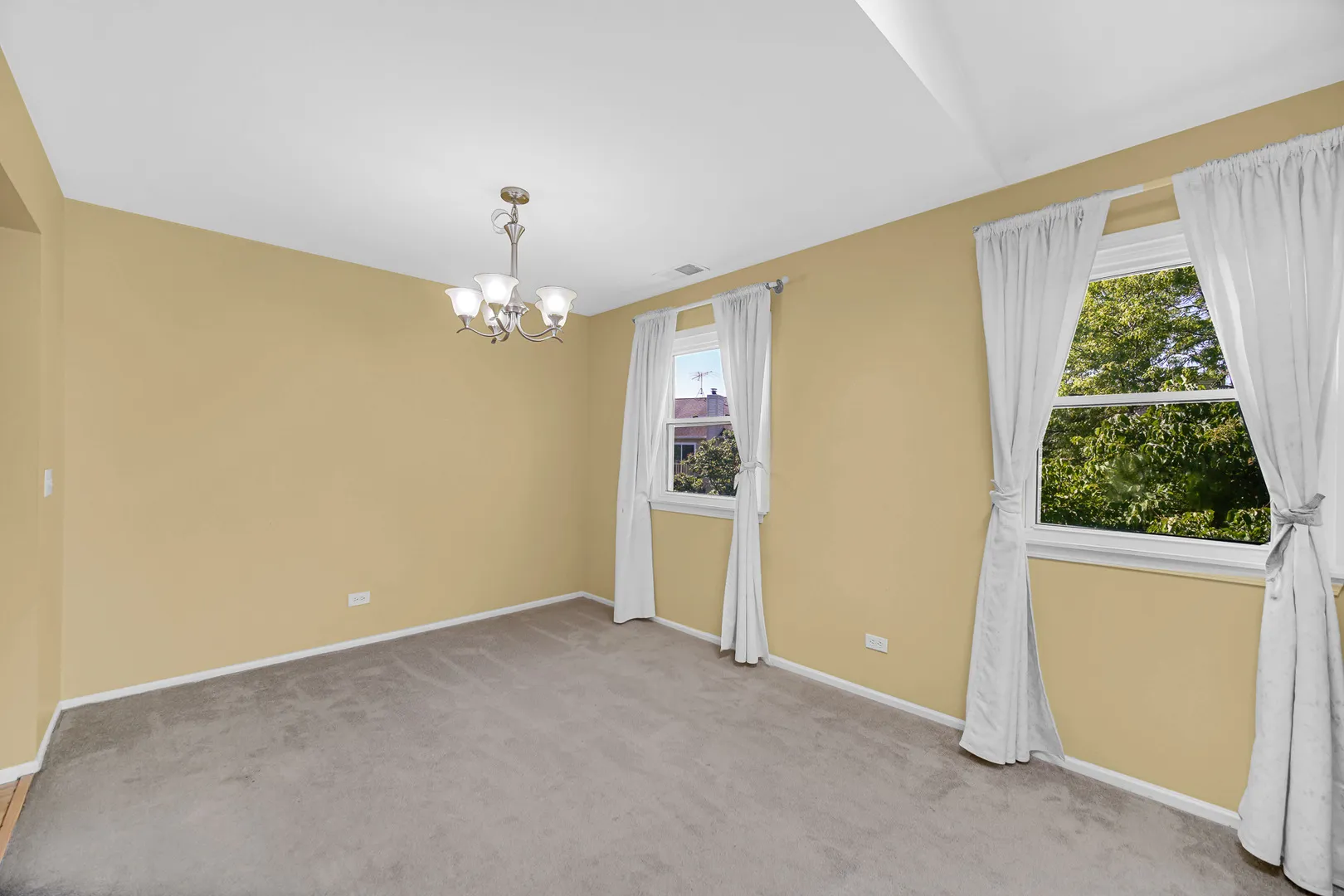 2403 Mallow Ct, , 60194, USA 60194-Schaumburg-IL