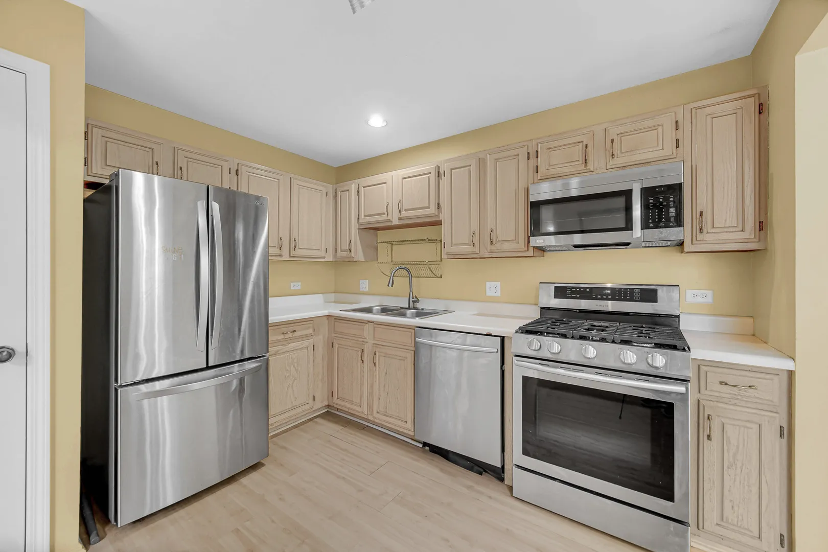 2403 Mallow Ct, , 60194, USA 60194-Schaumburg-IL