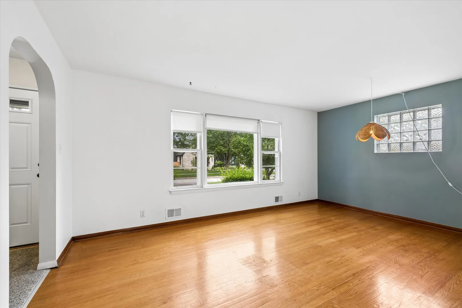 805 N Mitchell Ave, ,  60004, USA 60004-Arlington Heights-IL