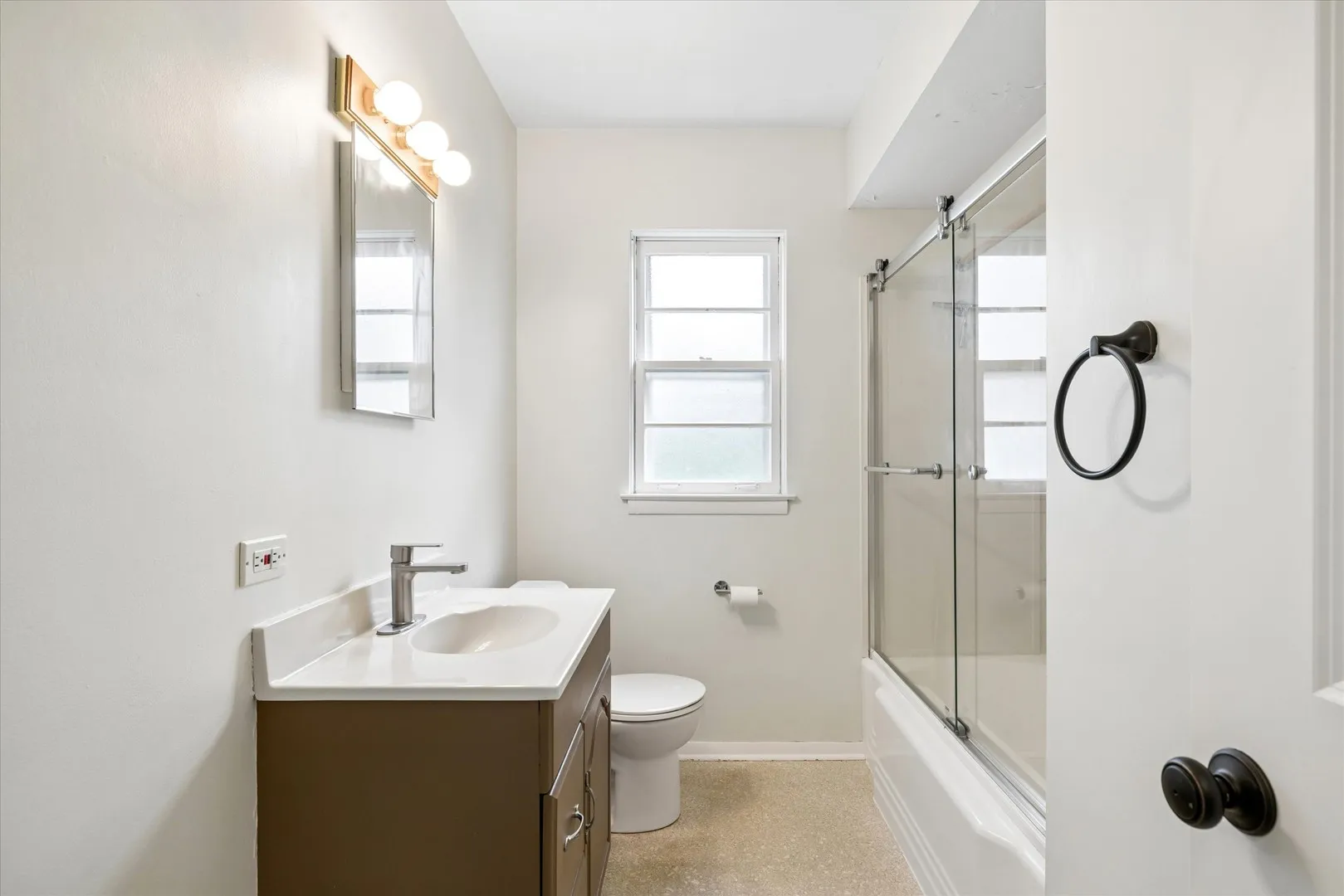 805 N Mitchell Ave, ,  60004, USA 60004-Arlington Heights-IL