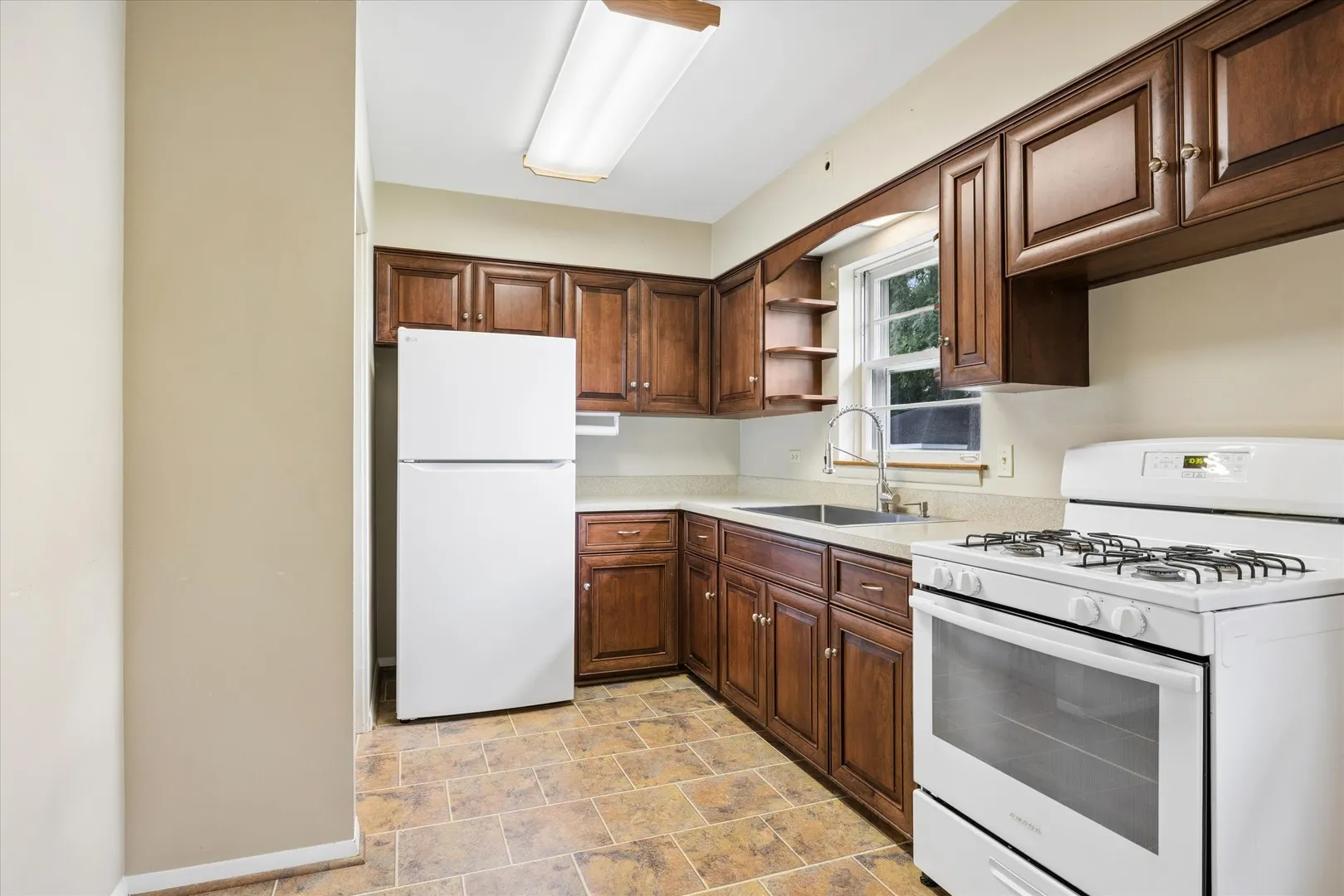 805 N Mitchell Ave, ,  60004, USA 60004-Arlington Heights-IL