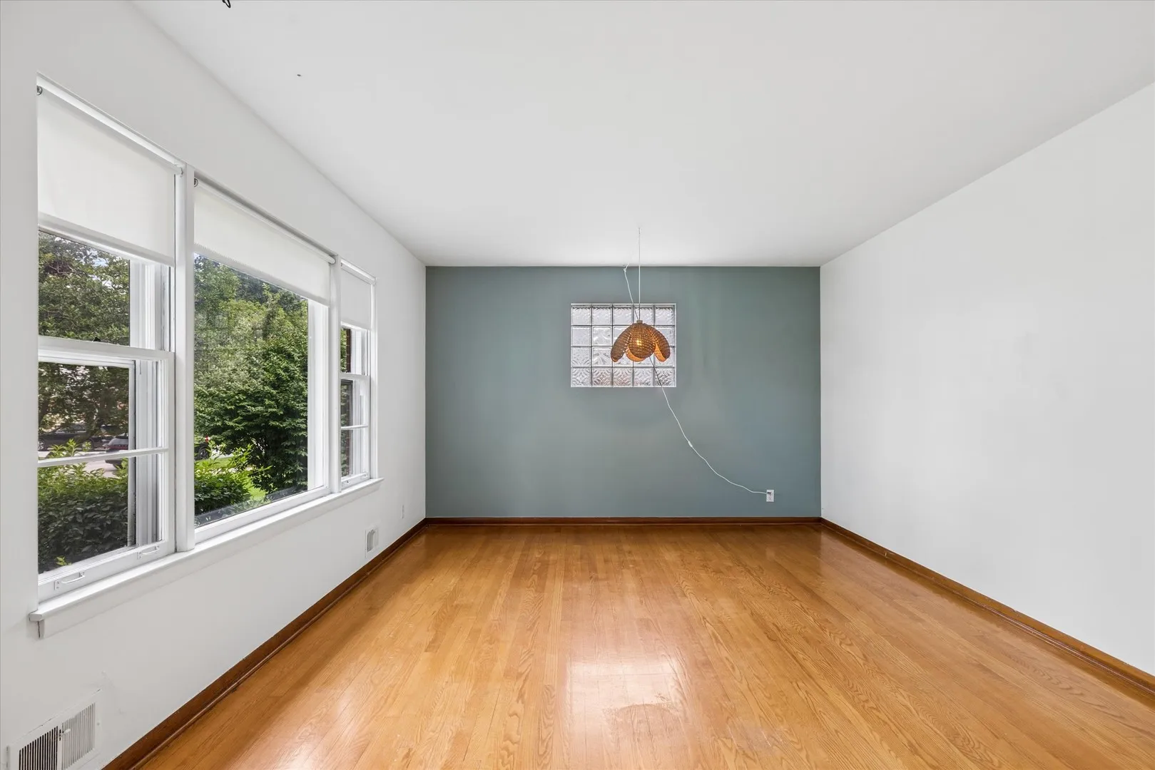 805 N Mitchell Ave, ,  60004, USA 60004-Arlington Heights-IL