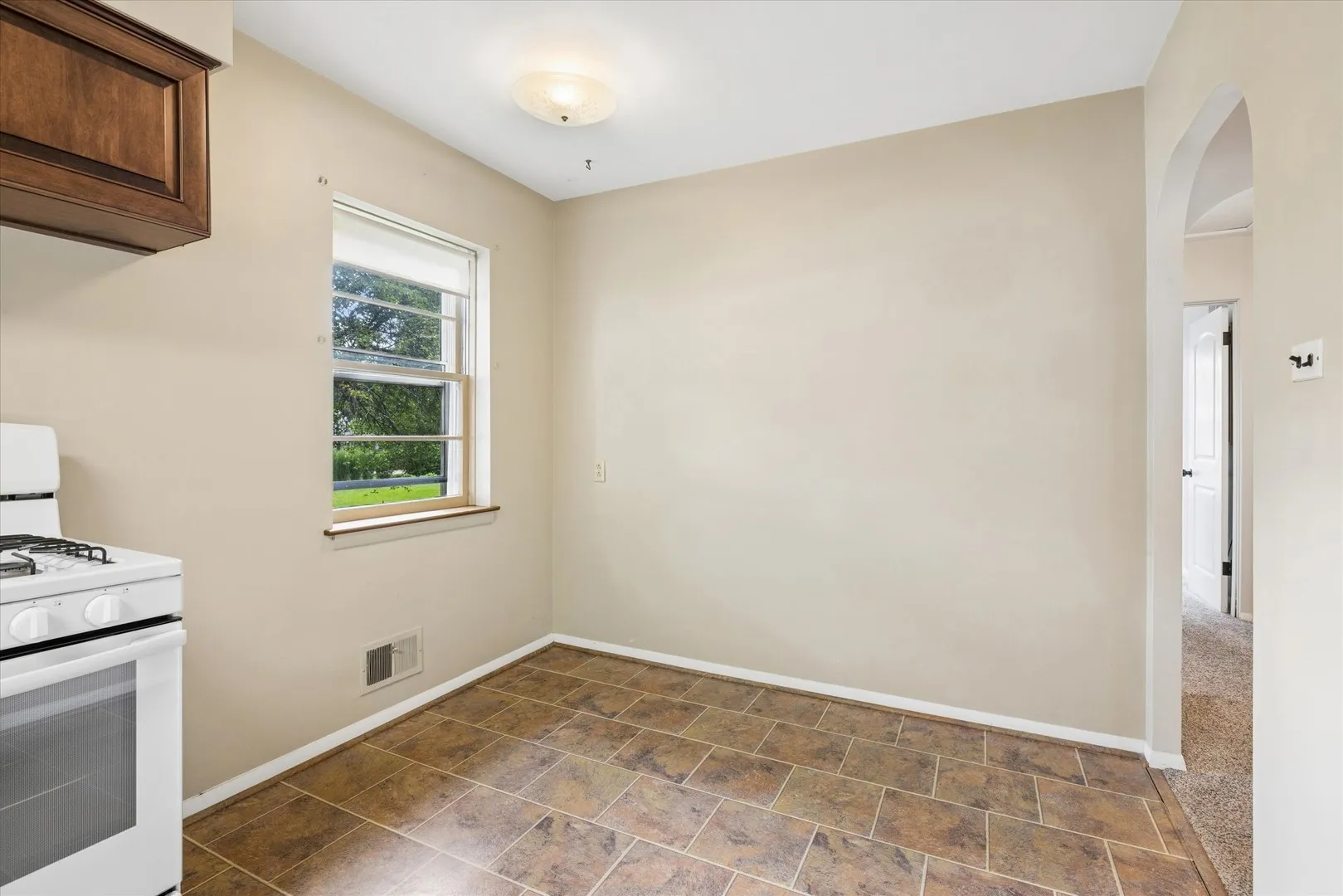 805 N Mitchell Ave, ,  60004, USA 60004-Arlington Heights-IL