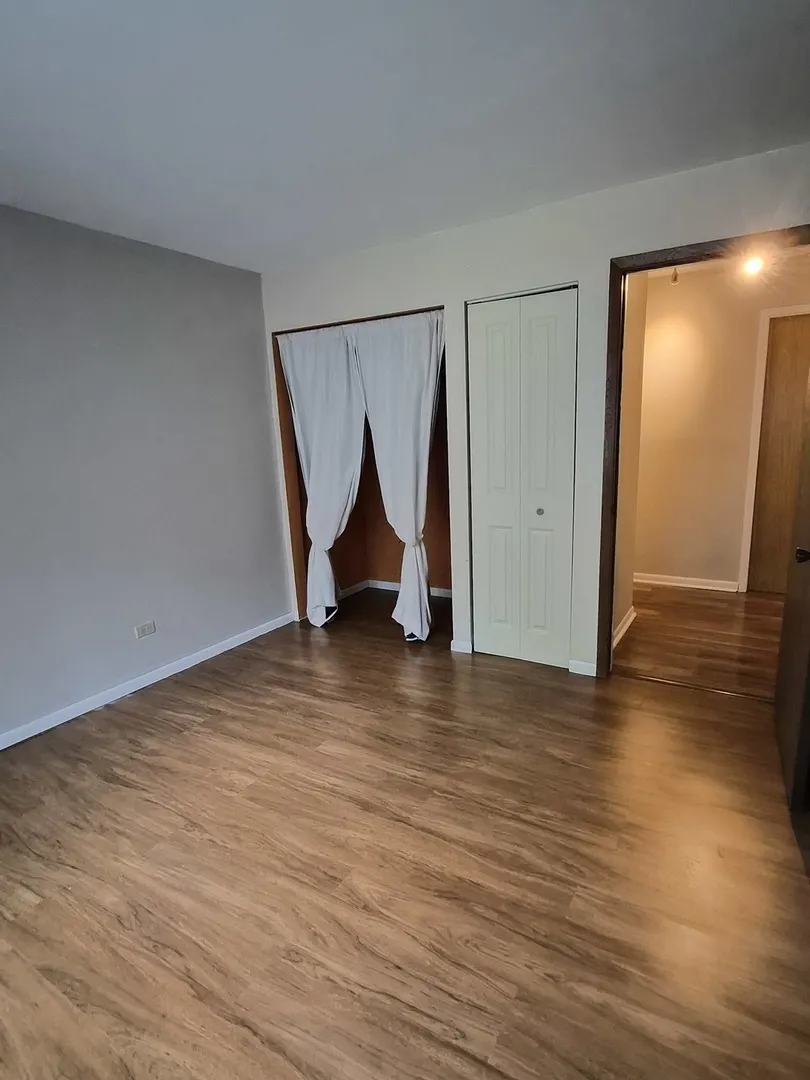 1482 Stonebridge Cir, ,  60189, USA 60189-Wheaton-IL