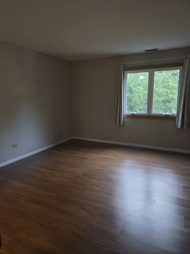 1482 Stonebridge Cir, ,  60189, USA 60189-Wheaton-IL