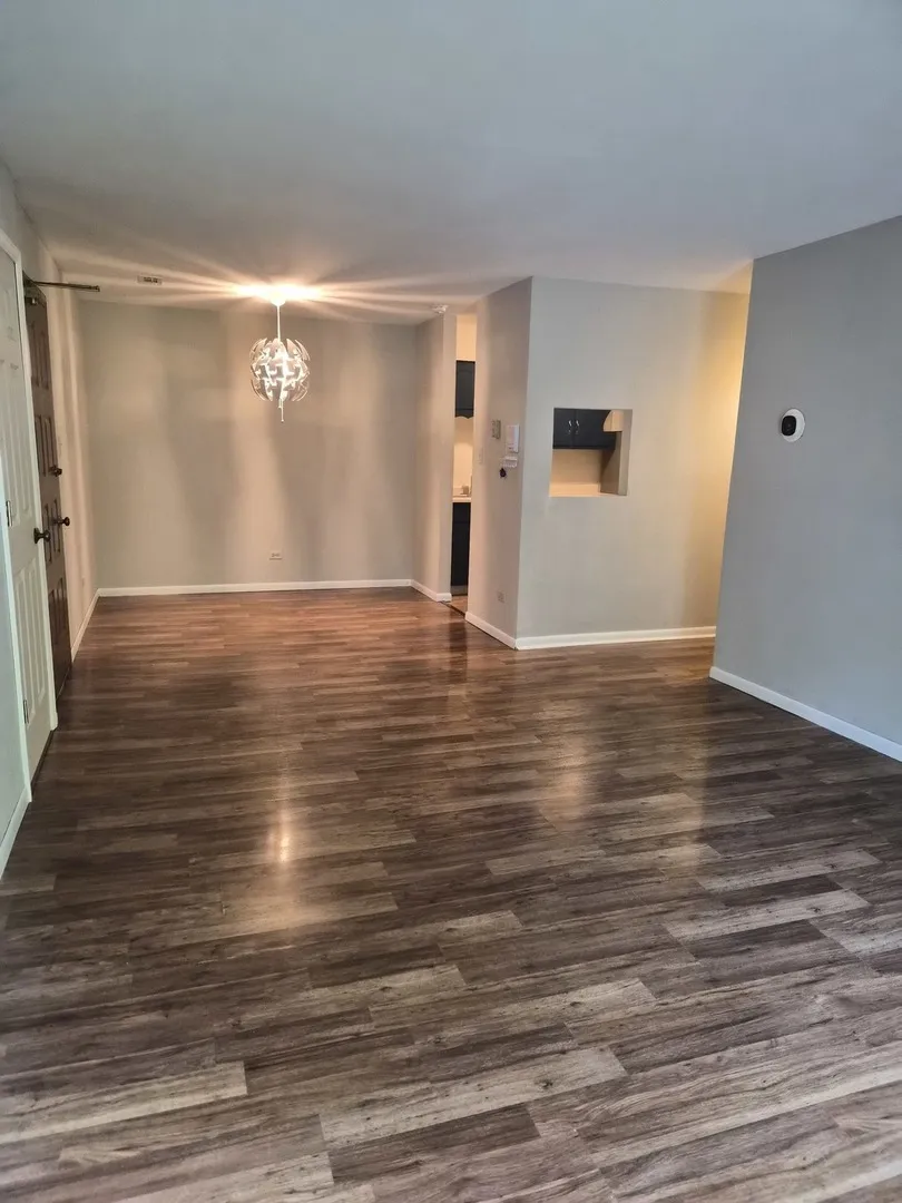 1482 Stonebridge Cir, ,  60189, USA 60189-Wheaton-IL