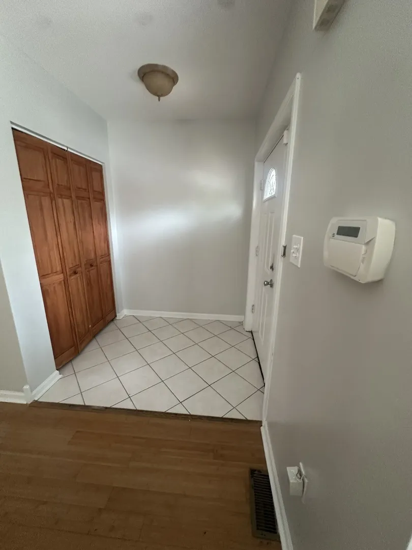 2449 W Taylor St, , 60612, USA 60612-Chicago-IL