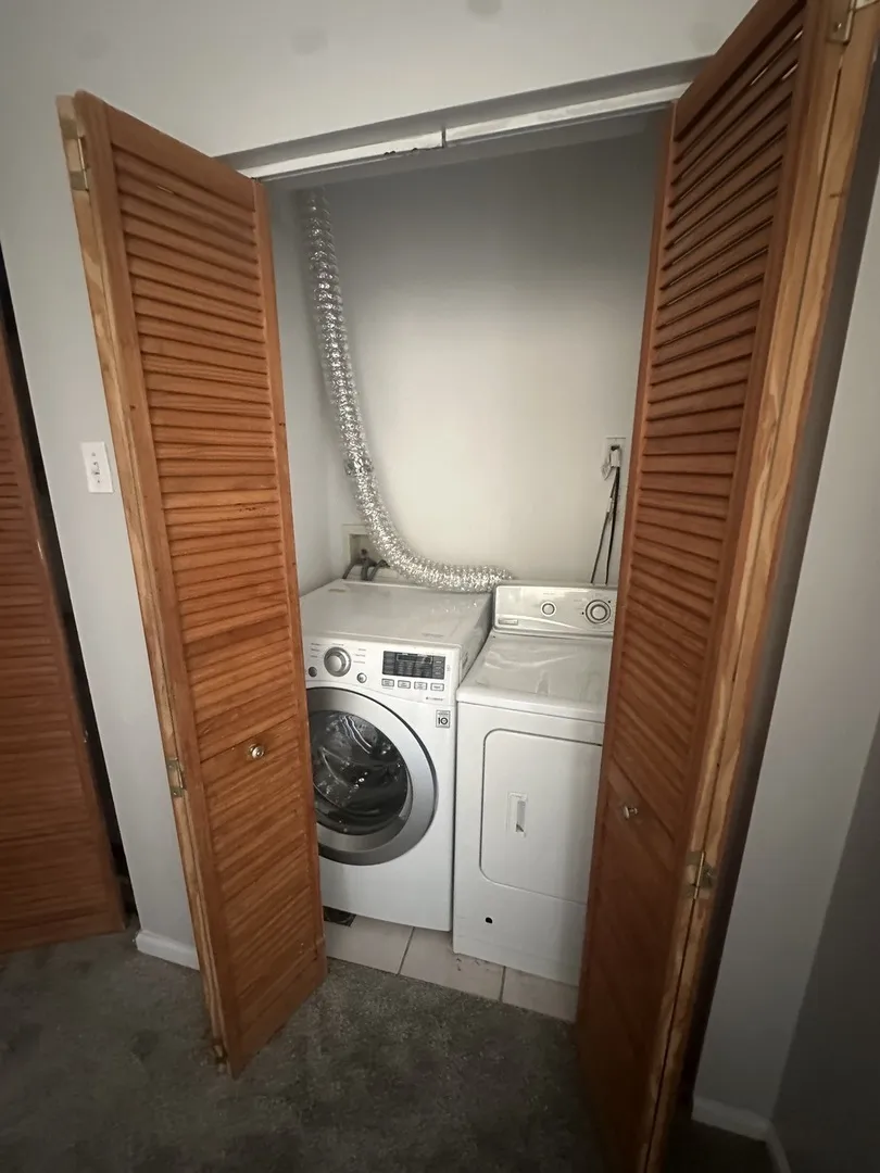 2449 W Taylor St, , 60612, USA 60612-Chicago-IL