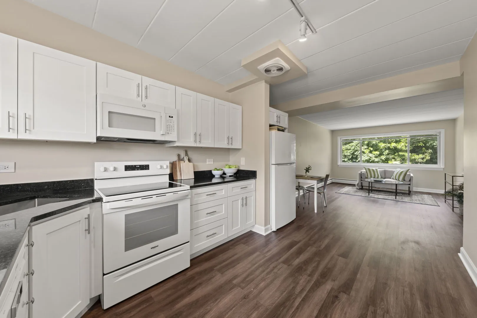 1307 College Ave, , 60187, USA 60187-Wheaton-IL