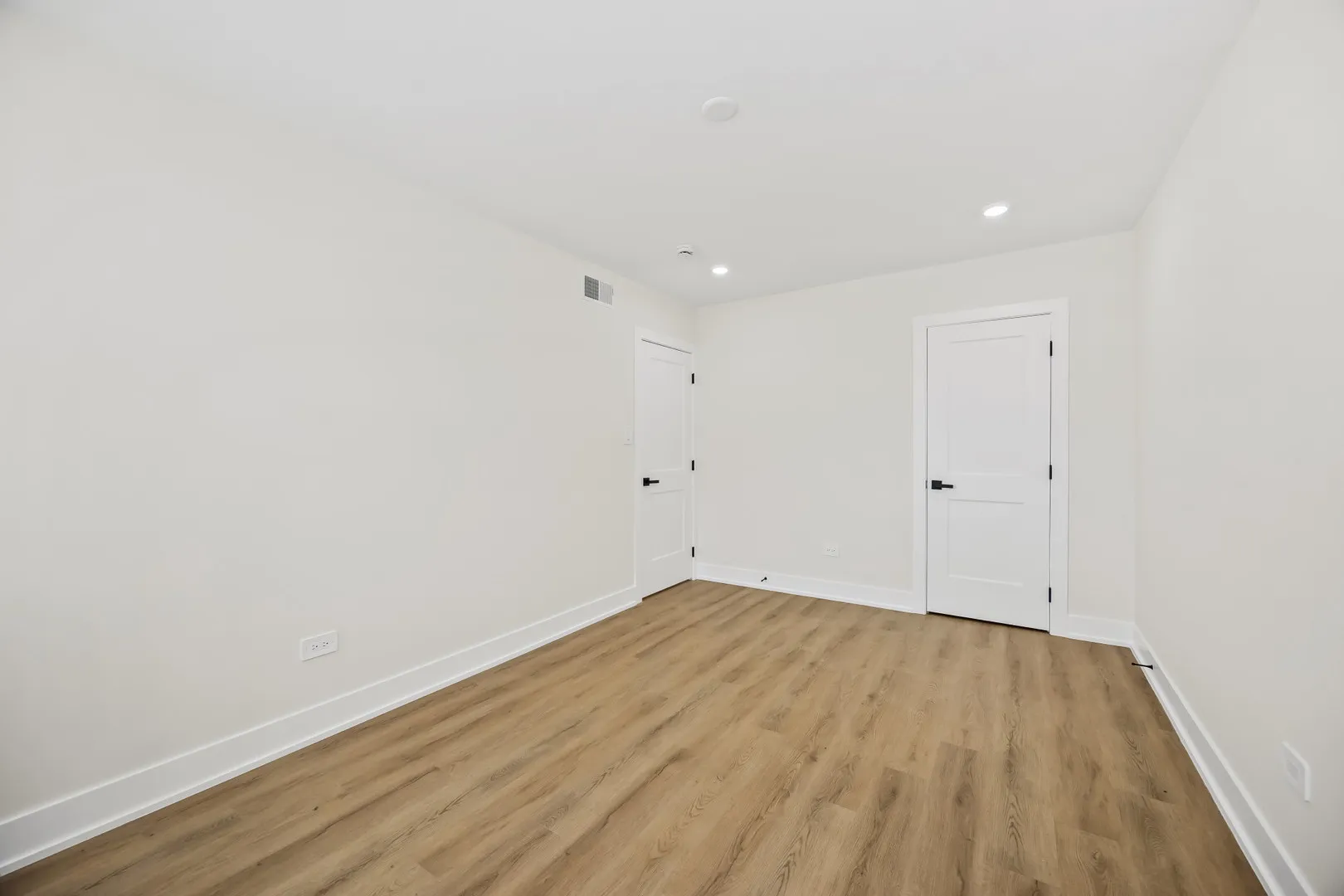 10205 Dearlove Rd, , 60025, USA 60025-Glenview-IL