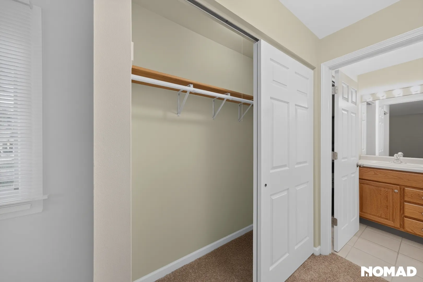 1420 Stonebridge Cir, ,  60189, USA 60189-Wheaton-IL