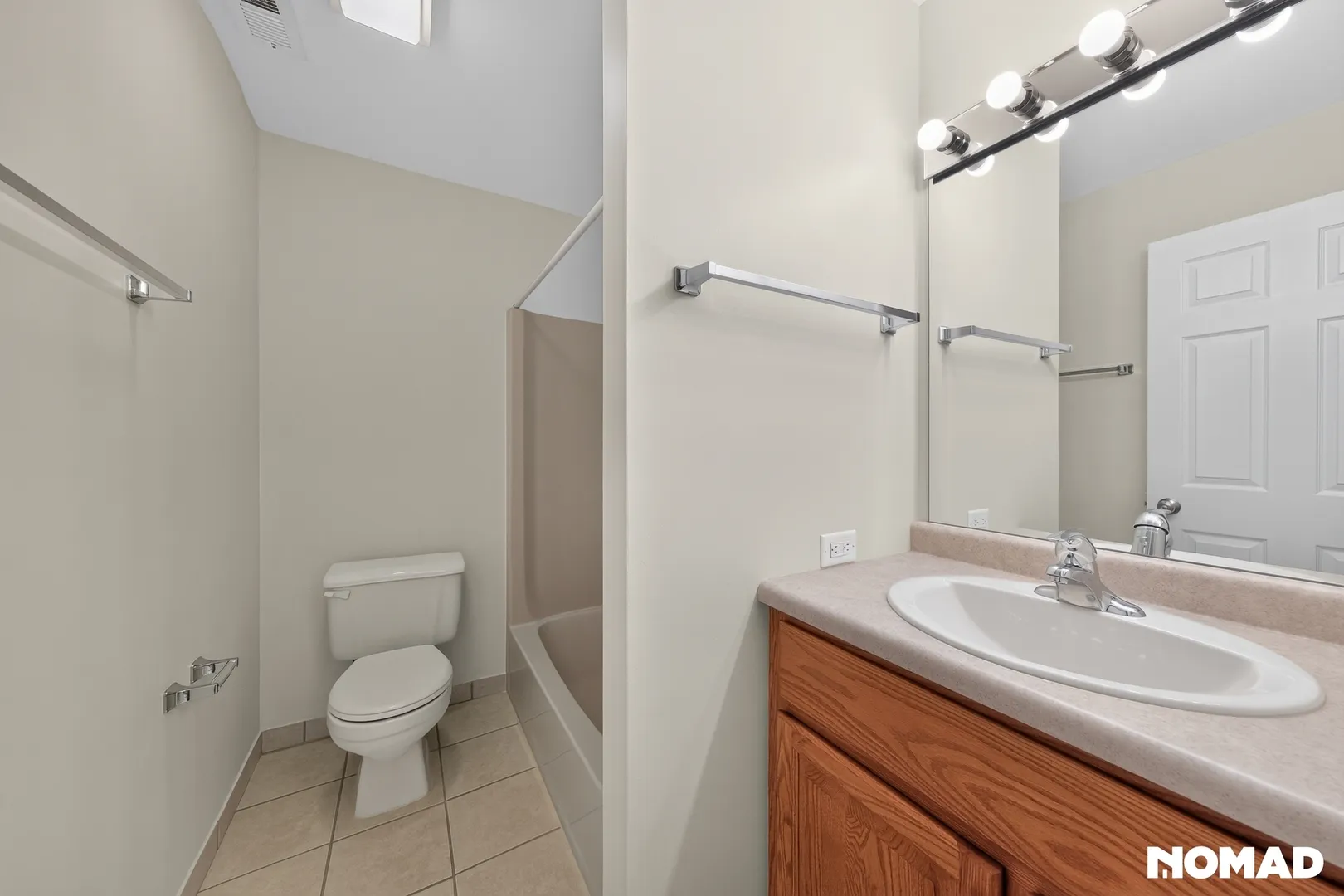 1420 Stonebridge Cir, ,  60189, USA 60189-Wheaton-IL