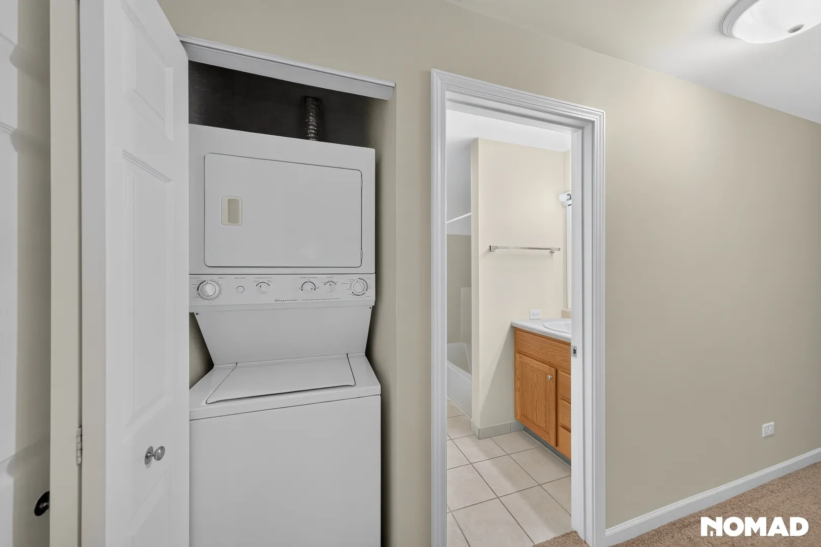 1420 Stonebridge Cir, ,  60189, USA 60189-Wheaton-IL
