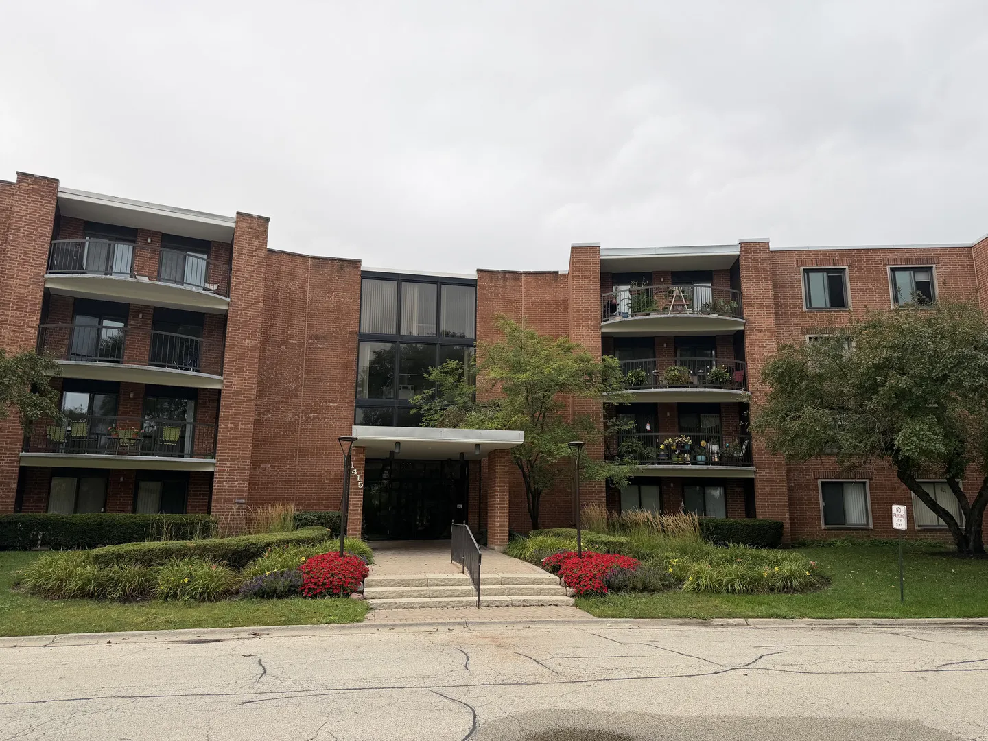 1415 E Central Rd, , 60005, USA 60005-Arlington Heights-IL