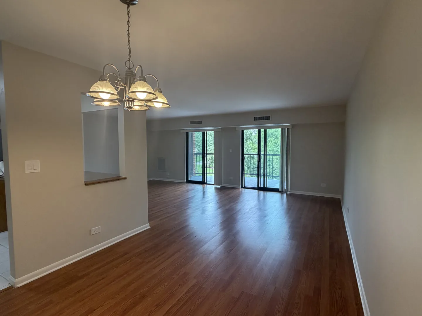 1415 E Central Rd, , 60005, USA 60005-Arlington Heights-IL