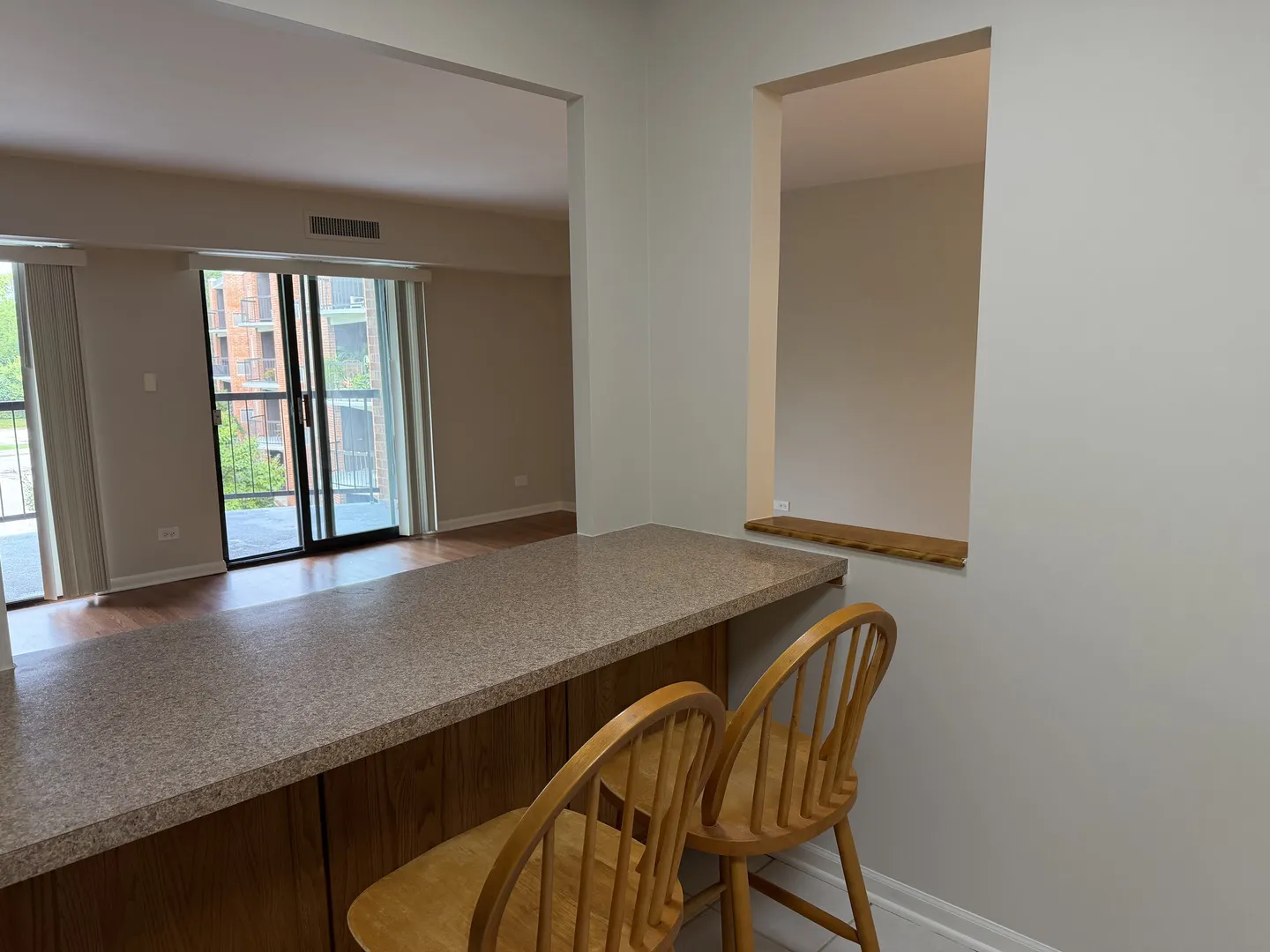 1415 E Central Rd, , 60005, USA 60005-Arlington Heights-IL