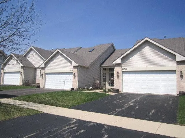 2039 Tamahawk Ln, , 60564, USA 60564-Naperville-IL