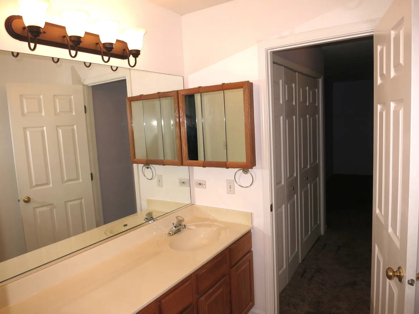 2039 Tamahawk Ln, , 60564, USA 60564-Naperville-IL
