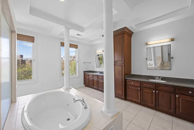 1813 Admiral Ct, ,  60026, USA 60026-Glenview-IL