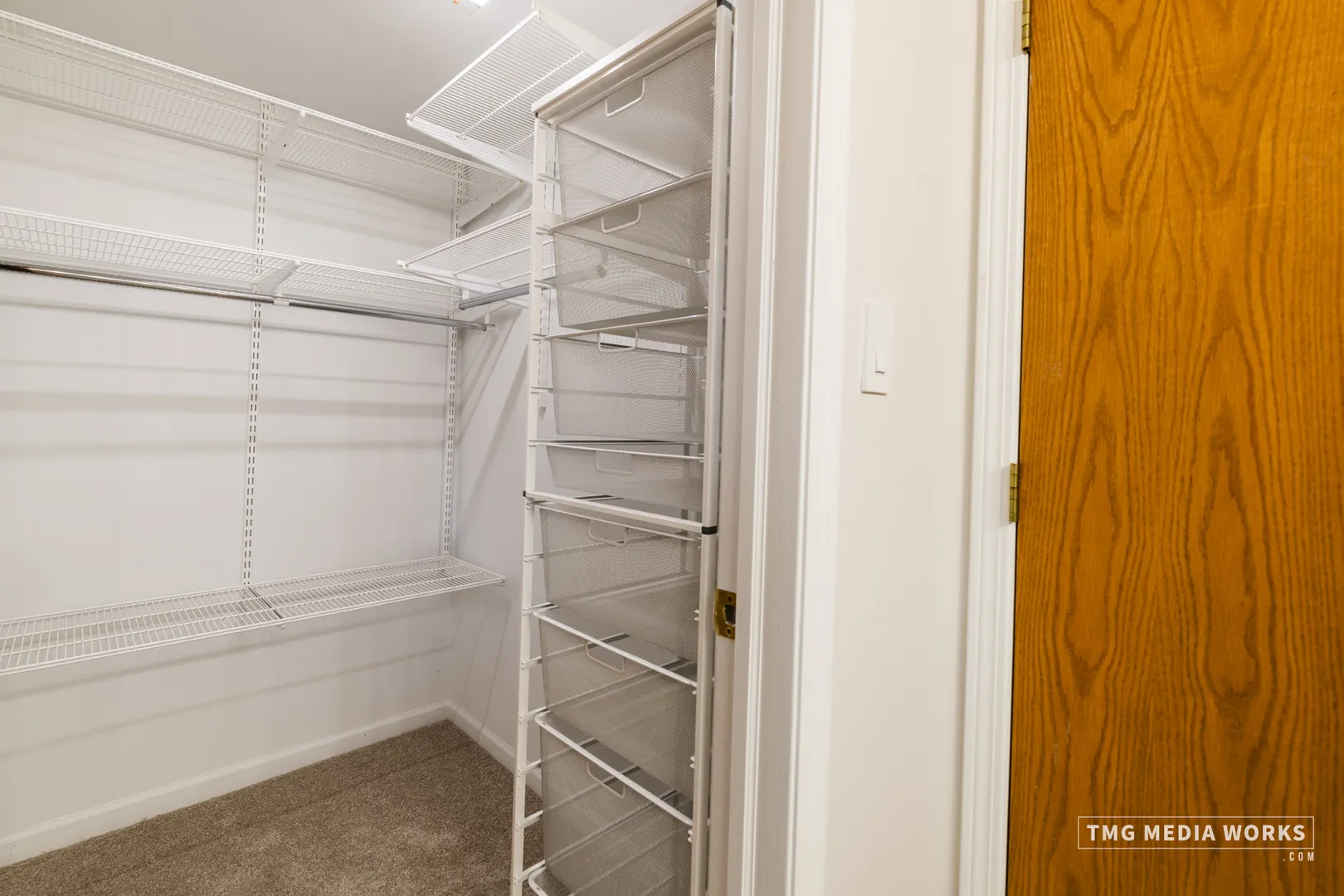 616 E 5th Ave, ,  60563, USA 60563-Naperville-IL