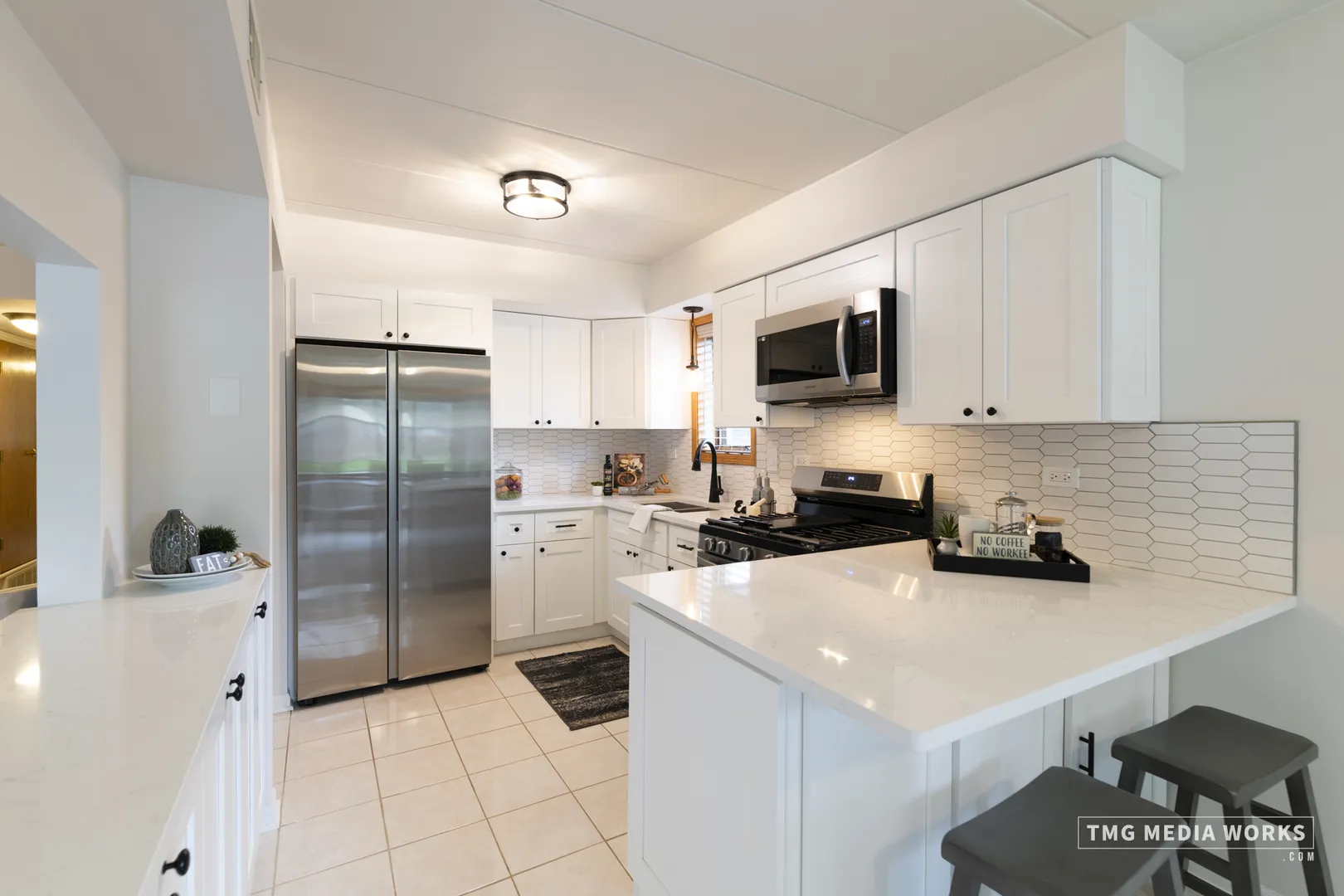 616 E 5th Ave, ,  60563, USA 60563-Naperville-IL