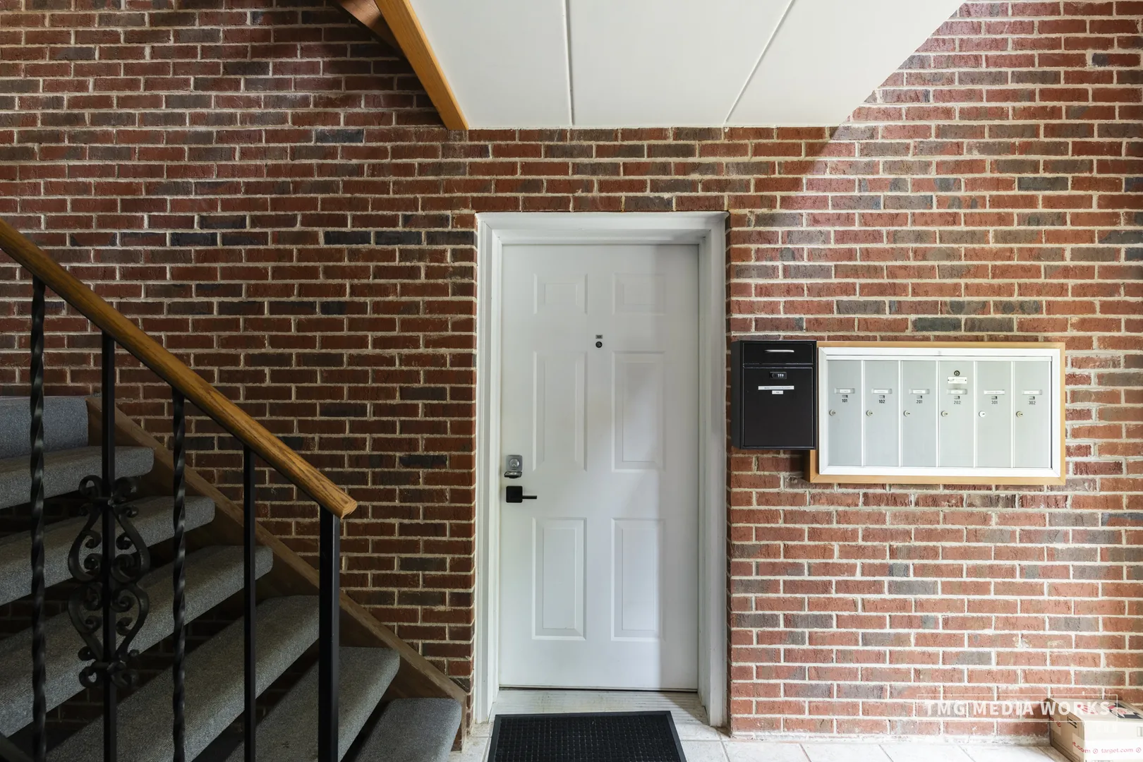 616 E 5th Ave, ,  60563, USA 60563-Naperville-IL