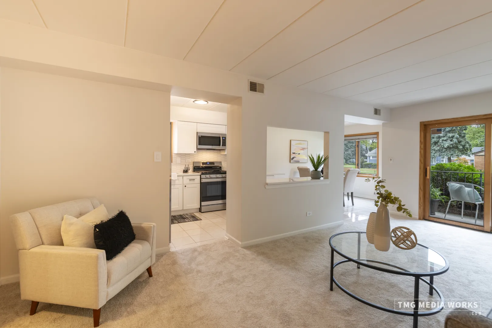 616 E 5th Ave, ,  60563, USA 60563-Naperville-IL