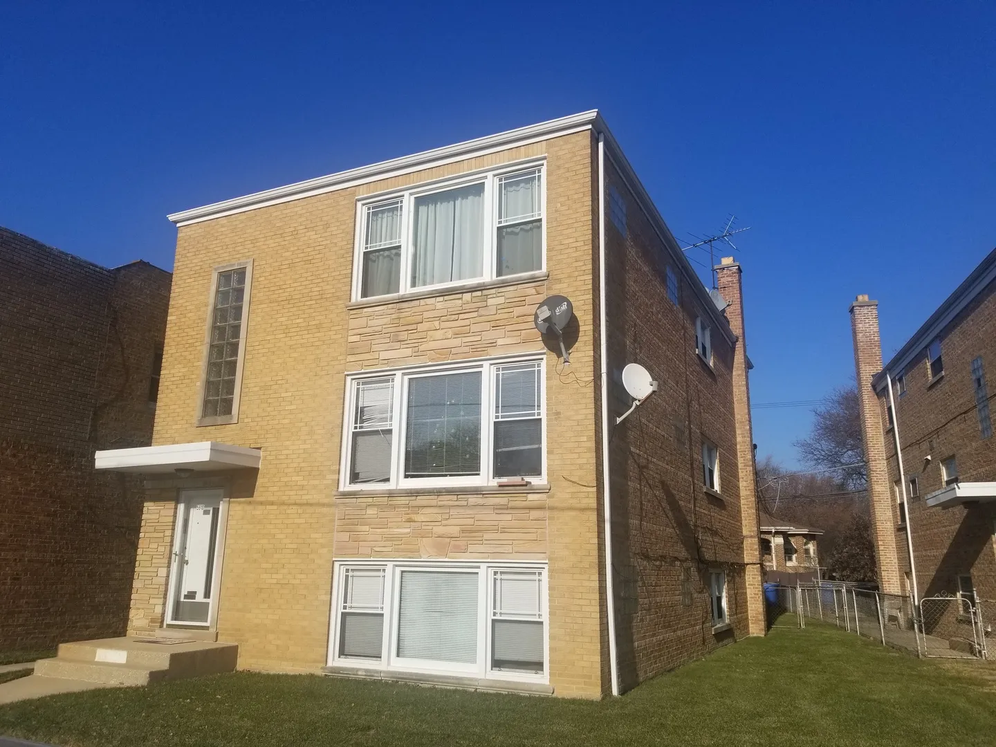 5910 W Higgins Ave, , 60630, USA 60630-Chicago-IL