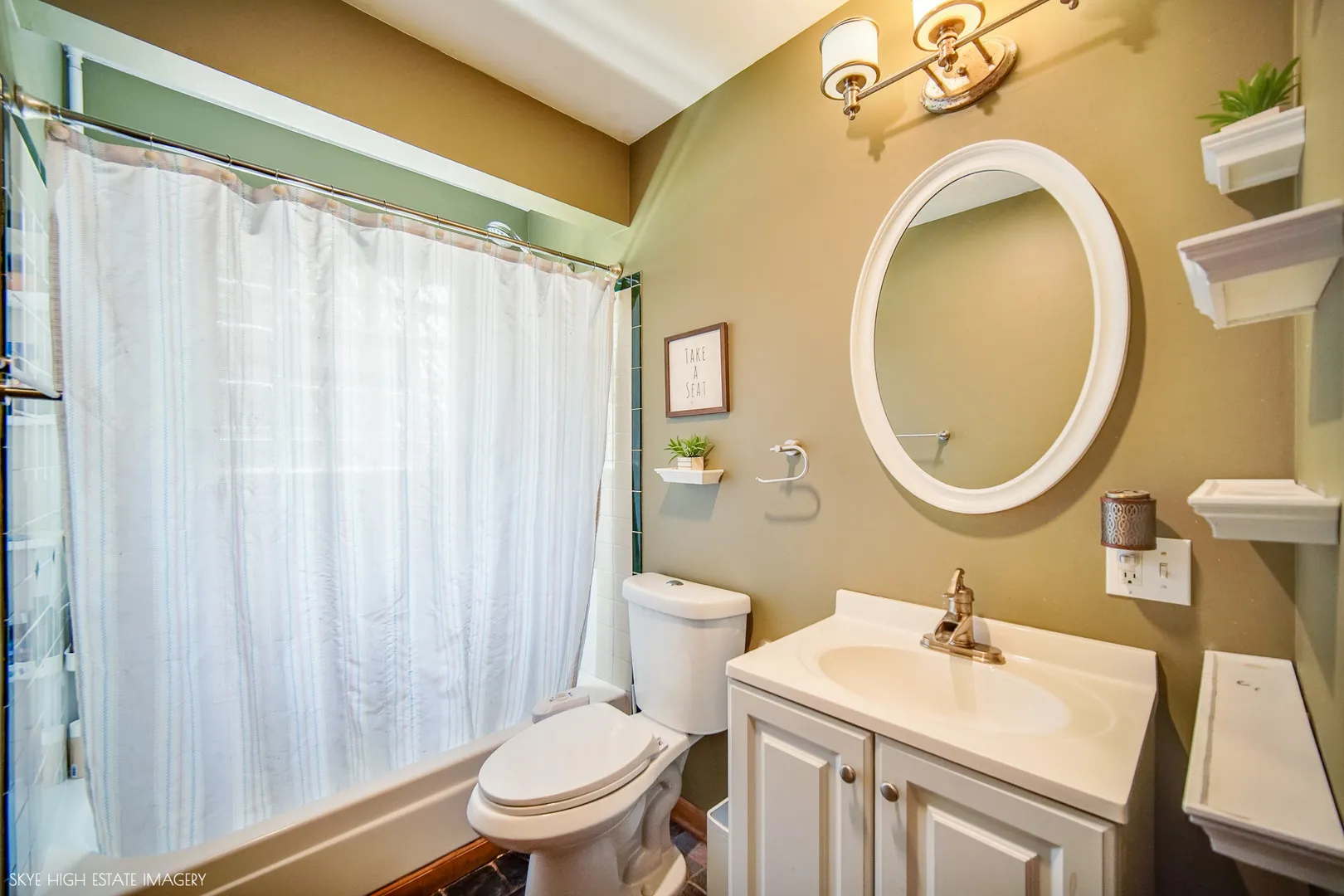 2905 Edgewood Pkwy, ,  60517, USA 60517-Woodridge-IL