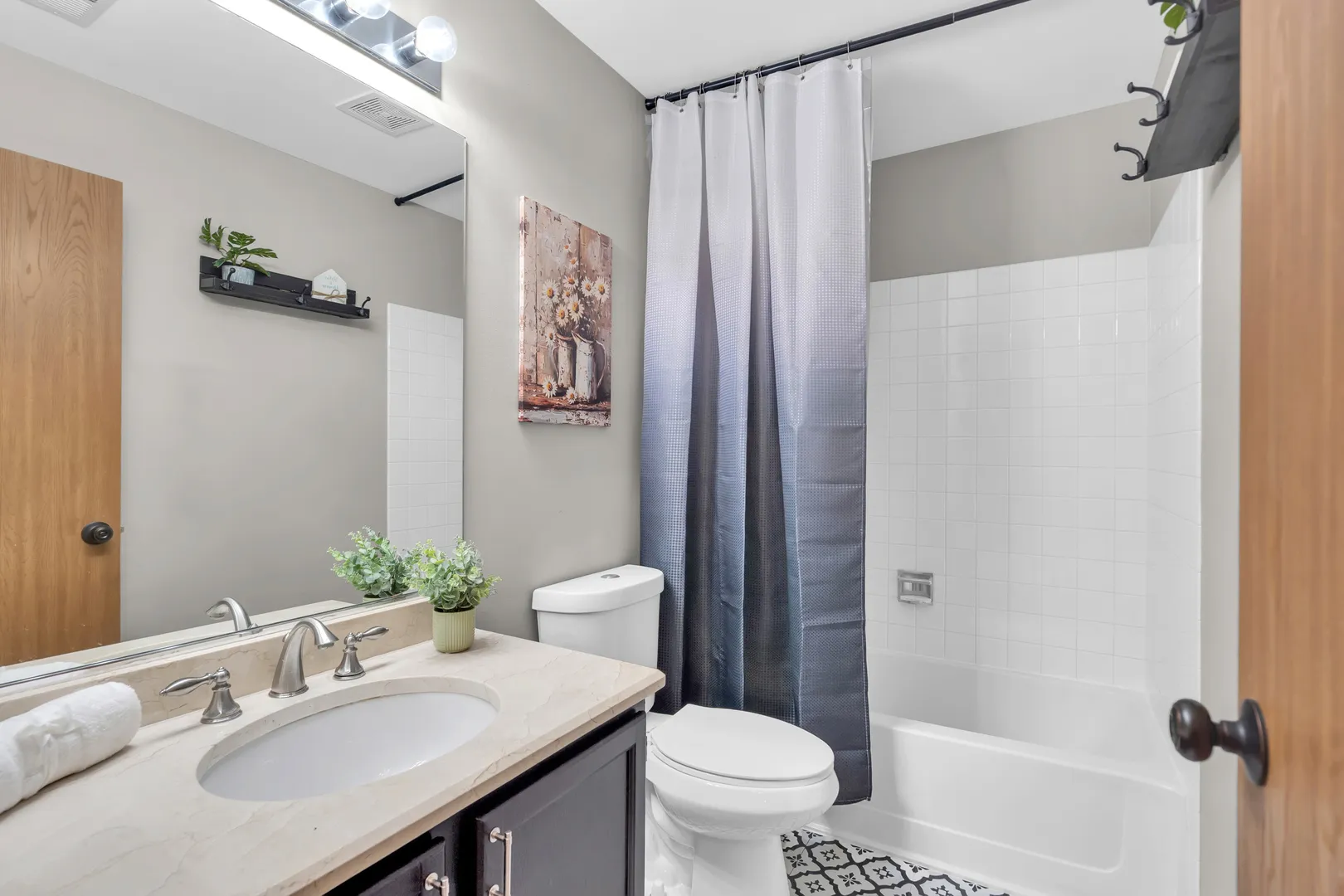 239 Camel Bend Ct, , 60194, USA 60194-Schaumburg-IL