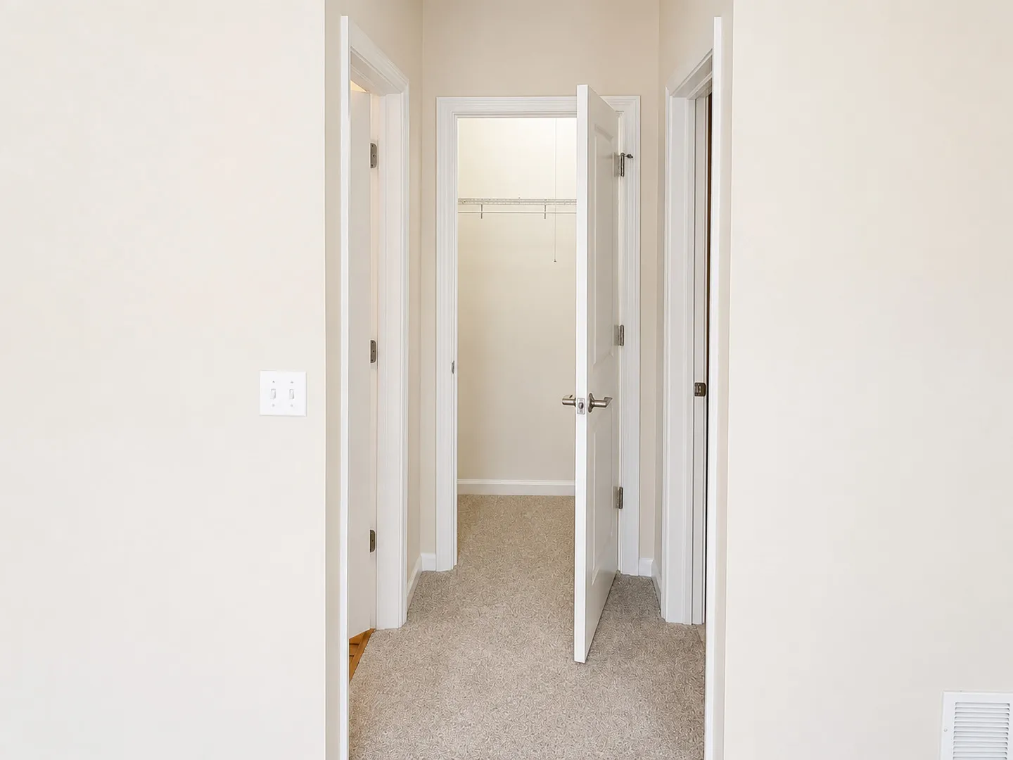 2018 Shermer Rd, ,  60026, USA 60026-Glenview-IL