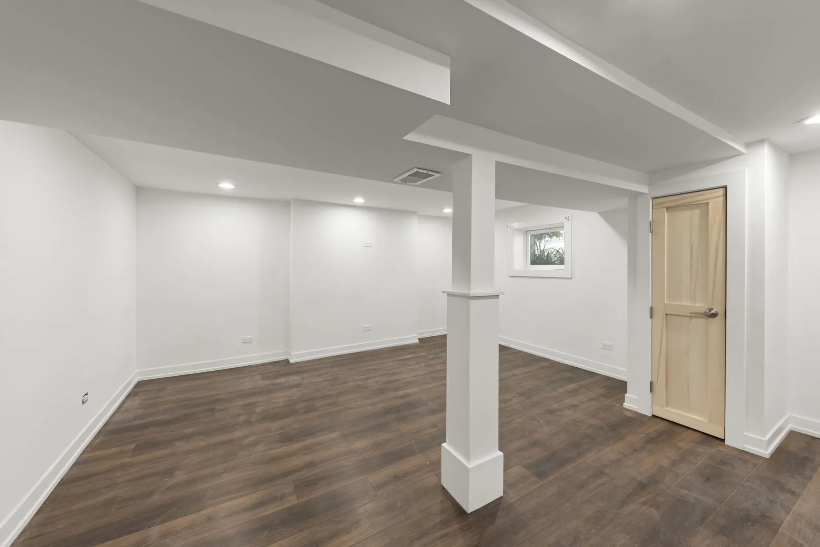 118 N President St, ,  60187, USA 60187-Wheaton-IL