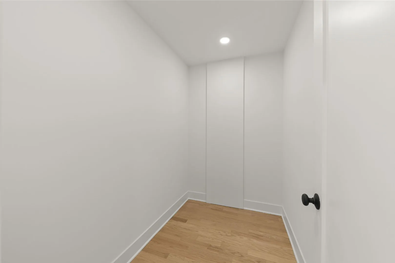 118 N President St, ,  60187, USA 60187-Wheaton-IL