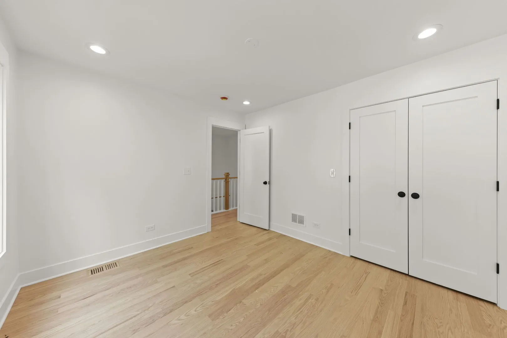 118 N President St, ,  60187, USA 60187-Wheaton-IL