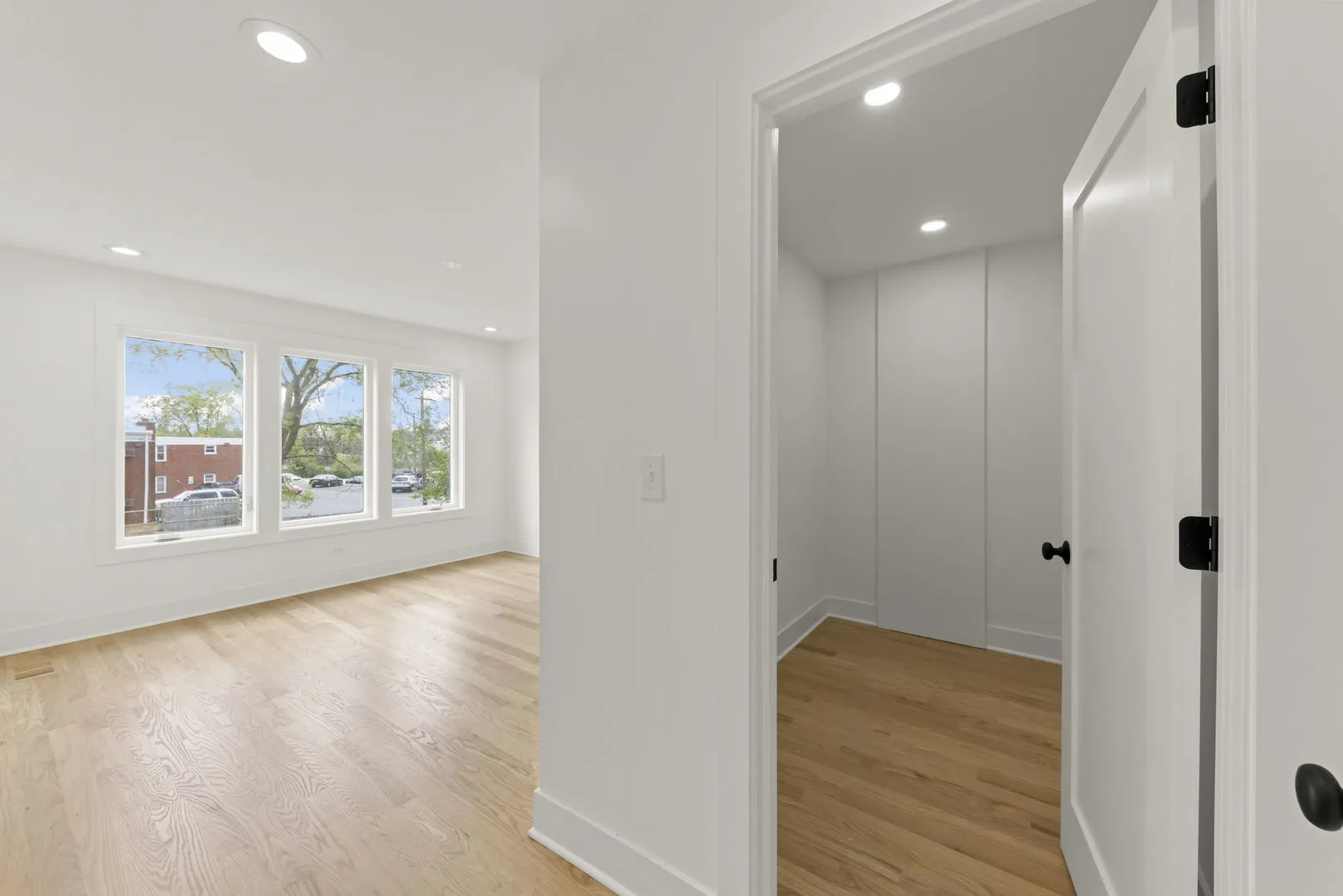 118 N President St, ,  60187, USA 60187-Wheaton-IL