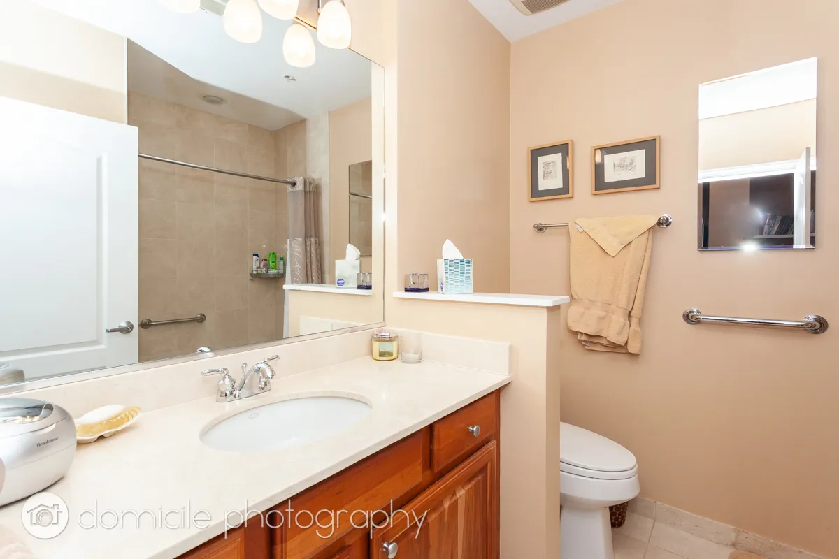 4953 Oakton St, ,  60077, USA 60077-Skokie-IL