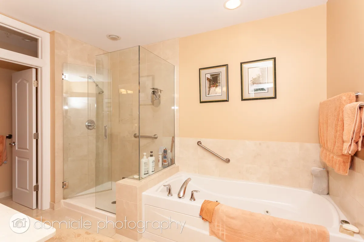 4953 Oakton St, ,  60077, USA 60077-Skokie-IL