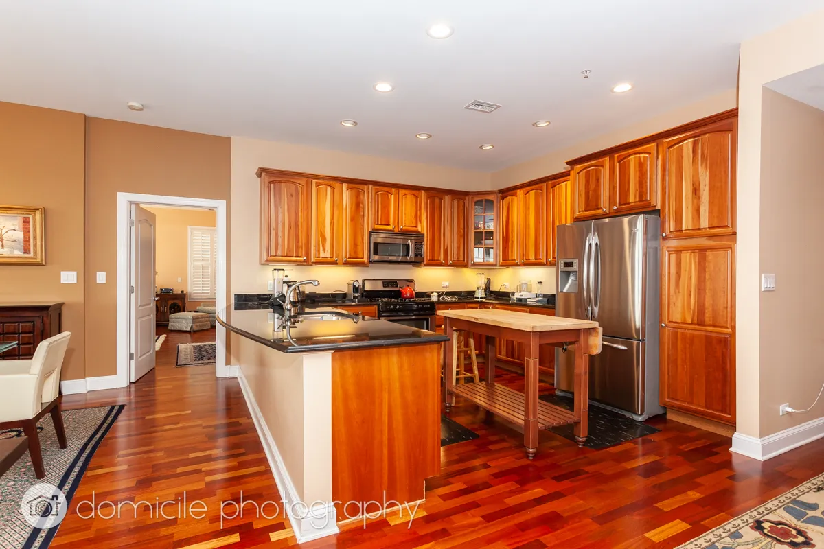 4953 Oakton St, ,  60077, USA 60077-Skokie-IL