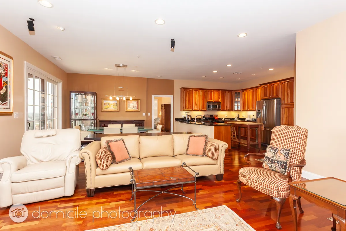 4953 Oakton St, ,  60077, USA 60077-Skokie-IL