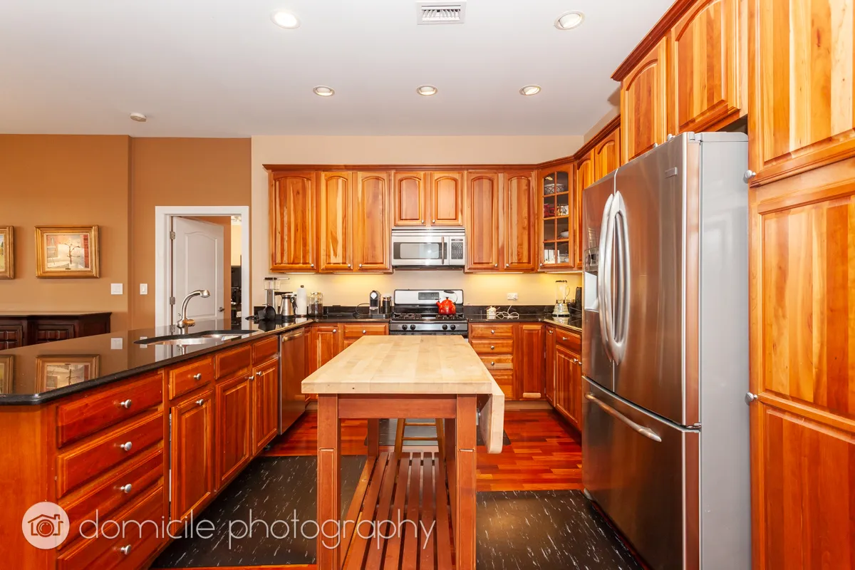 4953 Oakton St, ,  60077, USA 60077-Skokie-IL