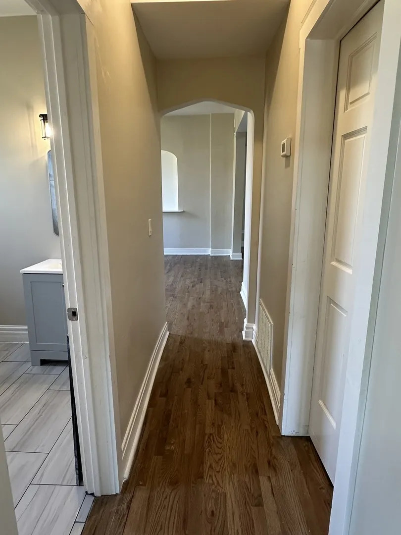 1522 E 71st Pl, ,  60619, USA 60619-Chicago-IL