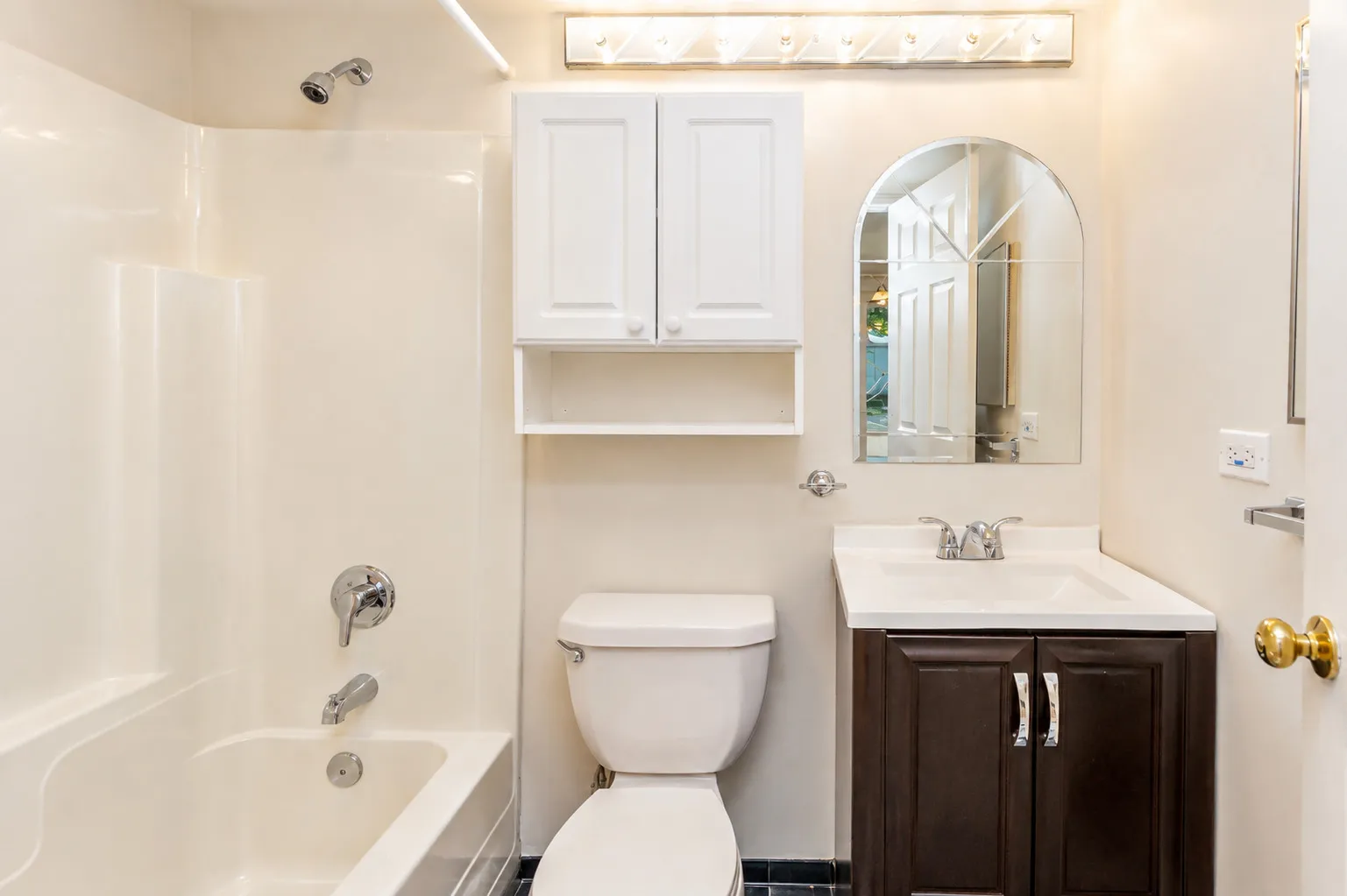 1305 1st St, , 60062, USA 60062-Northbrook-IL
