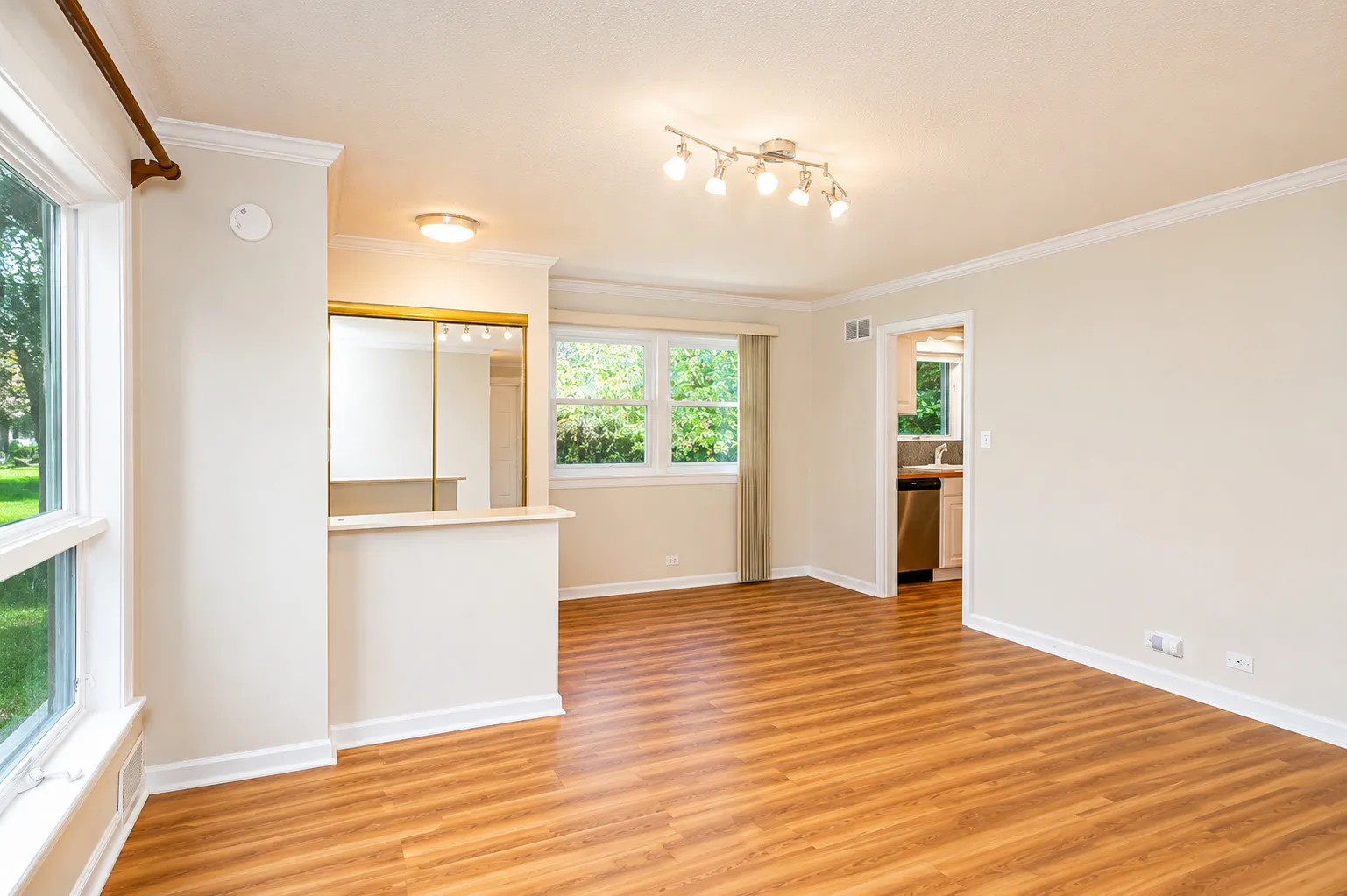 1305 1st St, , 60062, USA 60062-Northbrook-IL