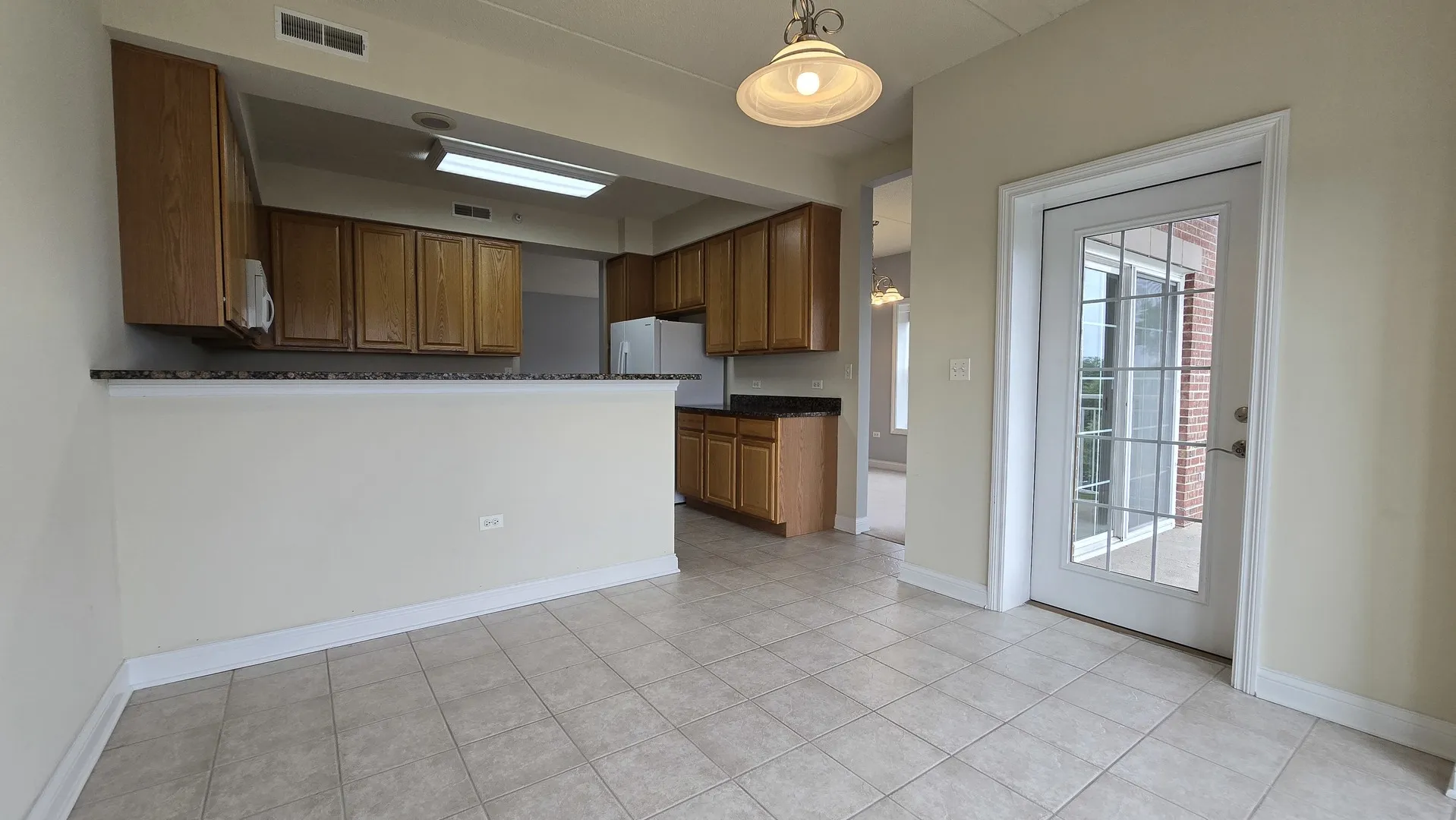 101 Pointe Dr, , 60062, USA 60062-Northbrook-IL