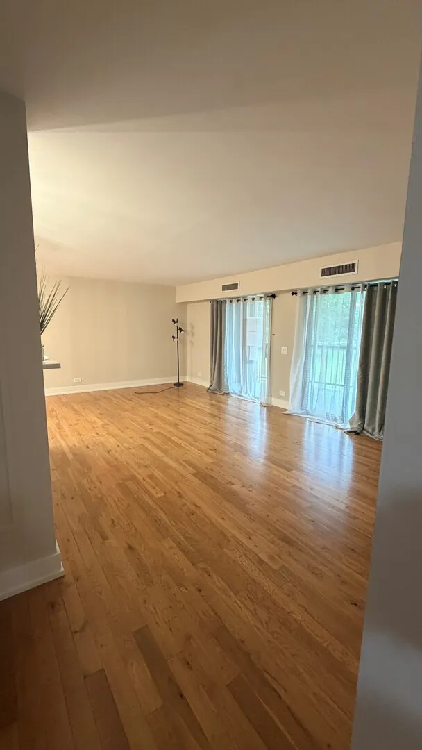 1515 E Central Rd, , 60005, USA 60005-Arlington Heights-IL