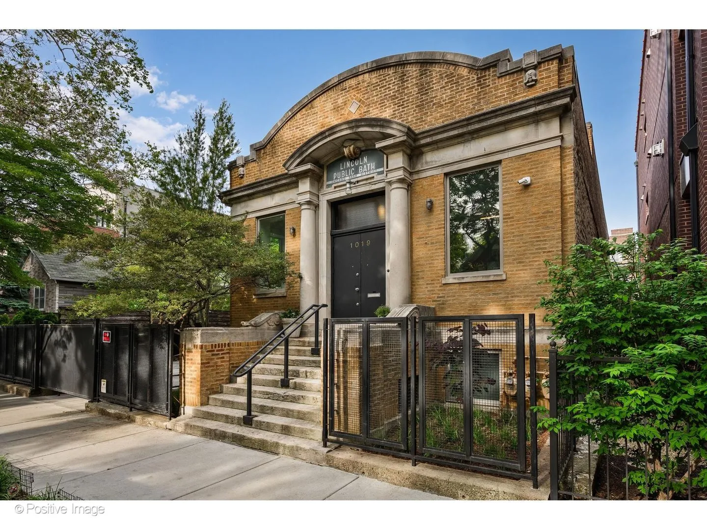 1019 N Wolcott Ave, ,  60622, USA 60622-Chicago-IL