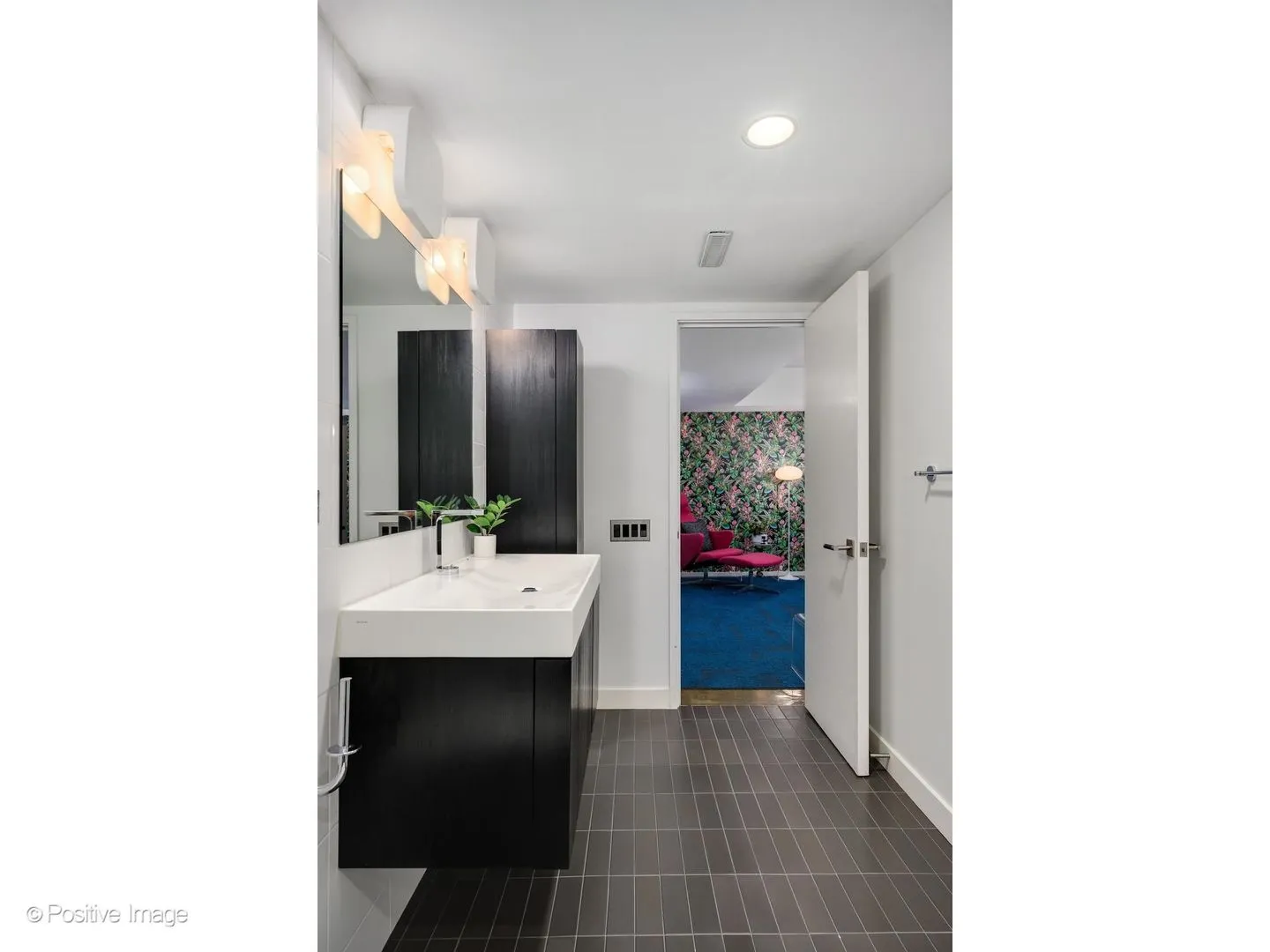 1019 N Wolcott Ave, ,  60622, USA 60622-Chicago-IL