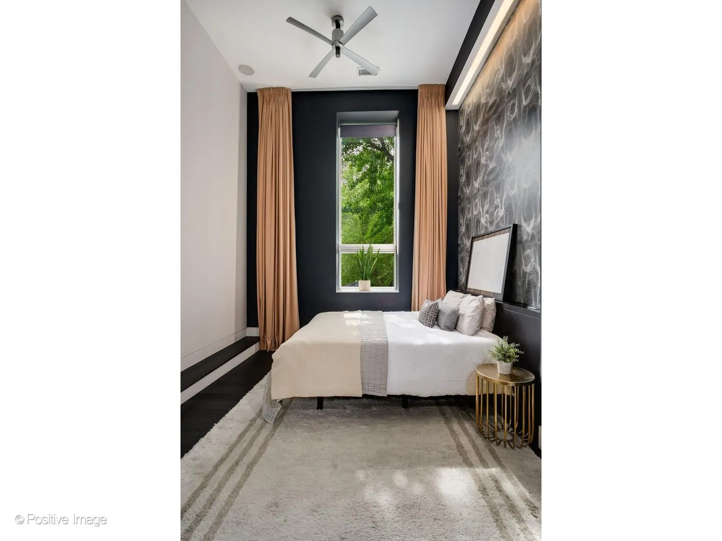 1019 N Wolcott Ave, ,  60622, USA 60622-Chicago-IL